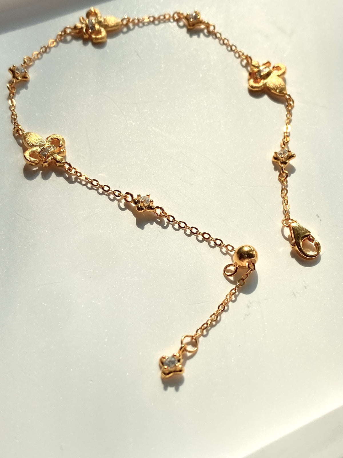 Iris Adjustable Vintage Gold Bracelet