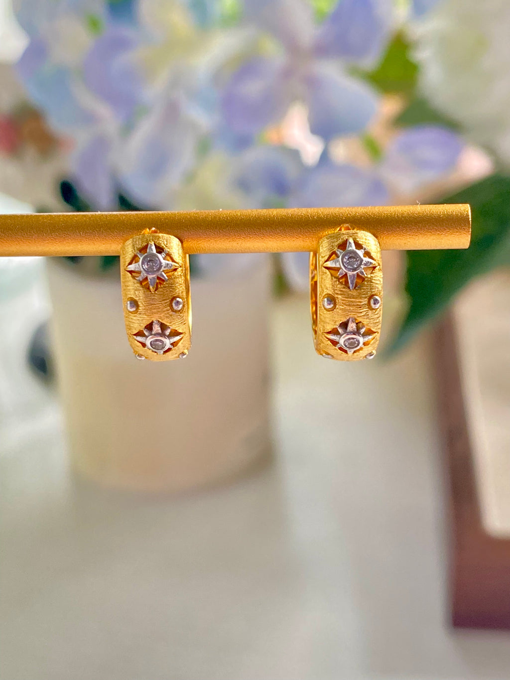 Solara Vintage Sunburst Huggie Earrings