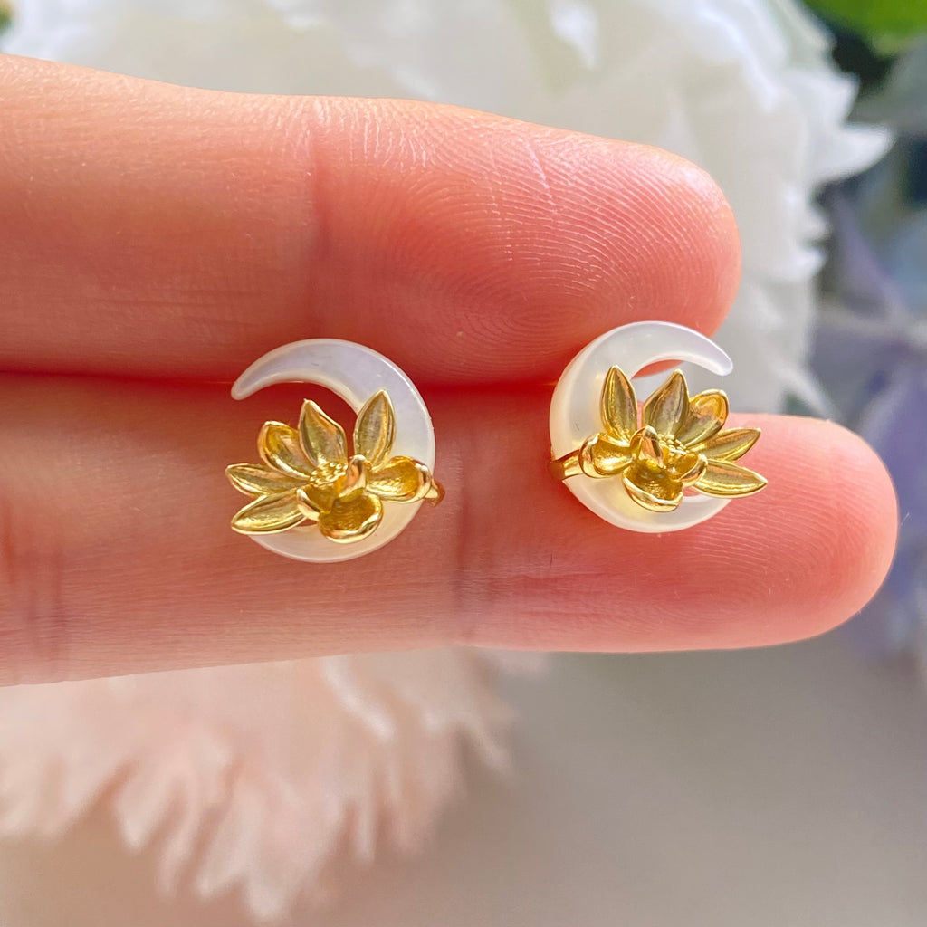 Luna Lotus Stud Earrings