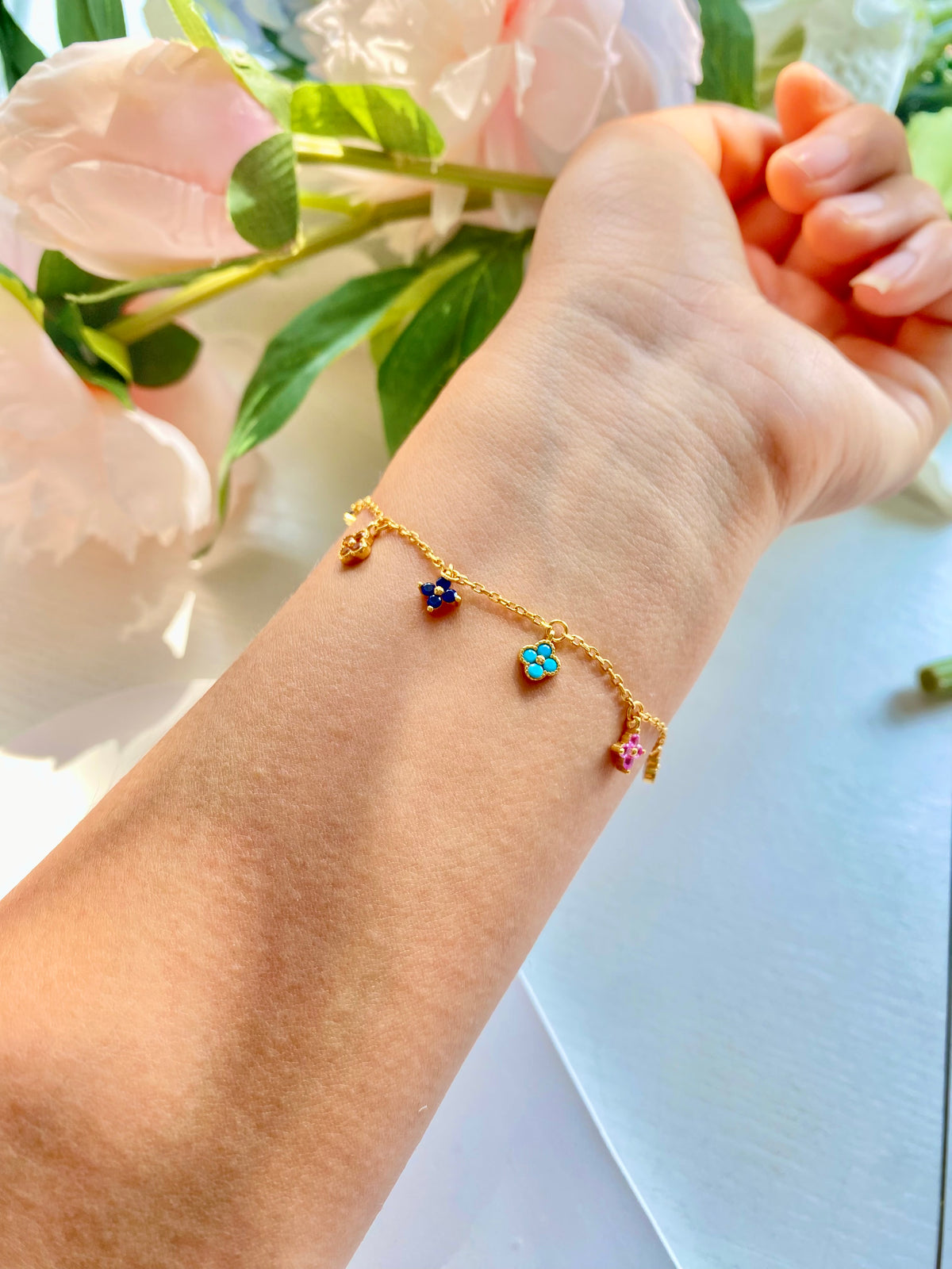 Lucky Clover Adjustable Charm Bracelet
