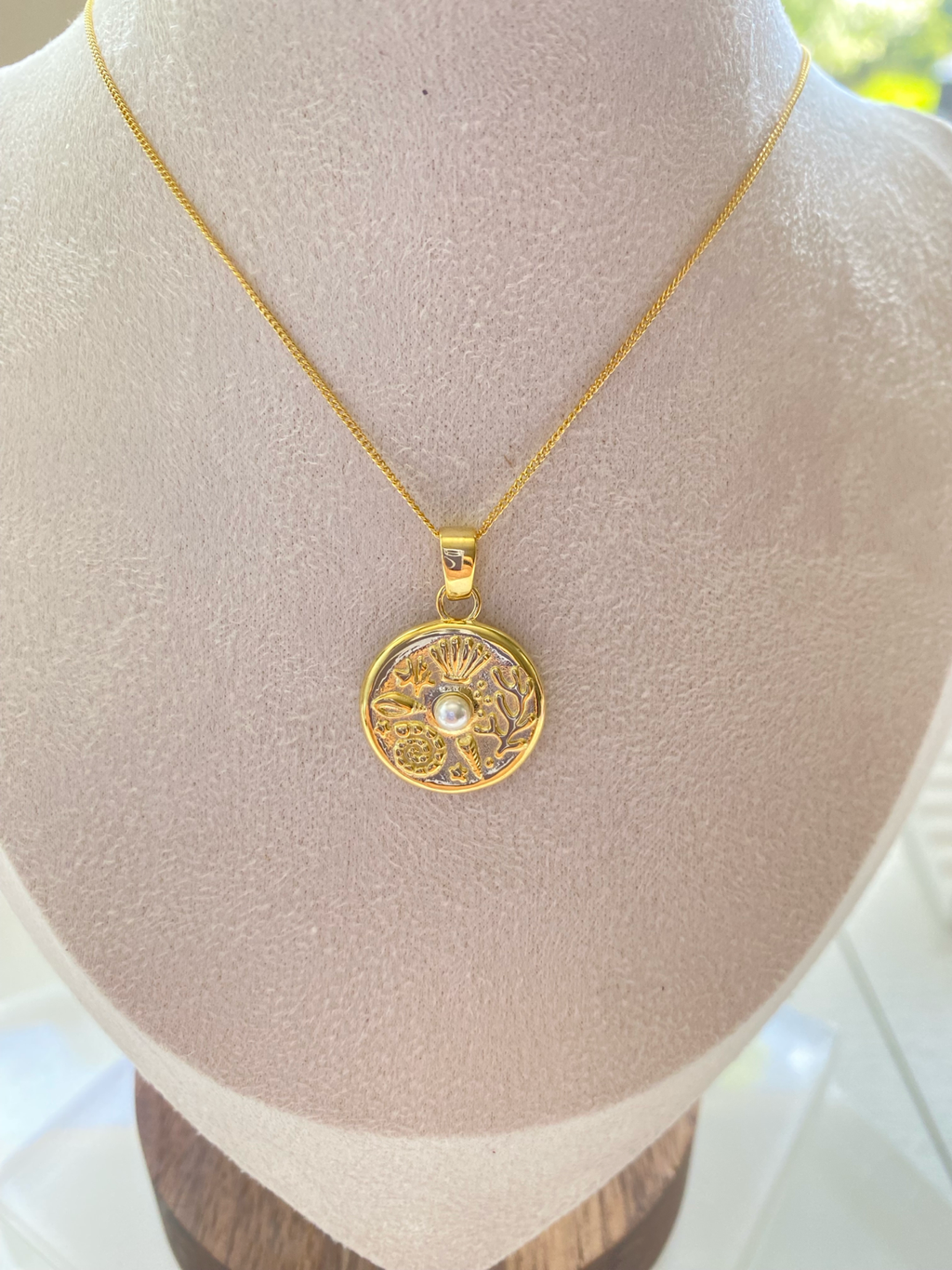 Tidal Pearl Pendant Necklace