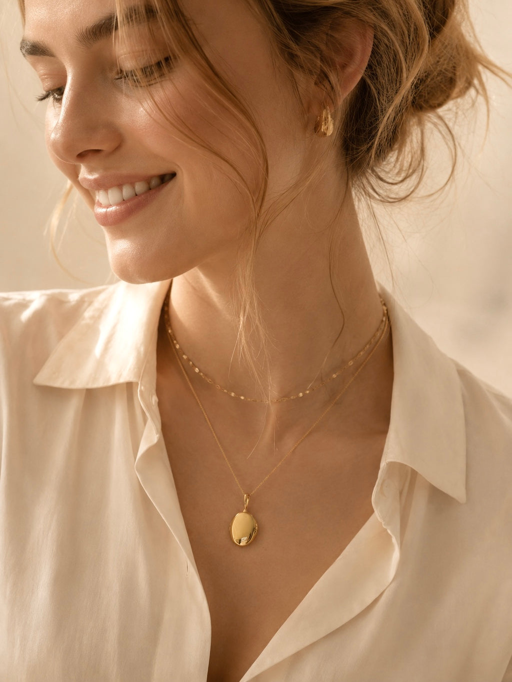 Golden Memory Photo Locket Pendant