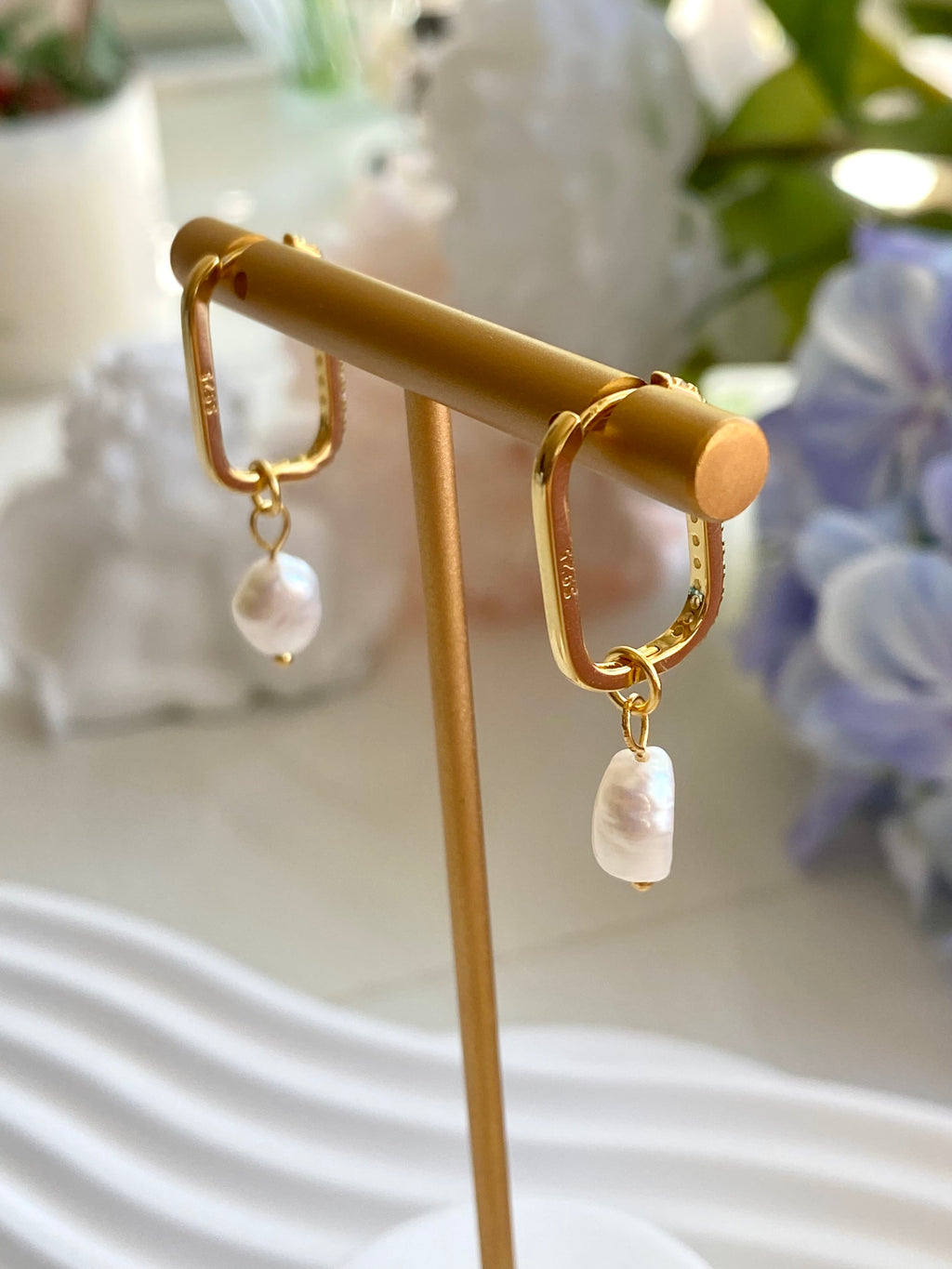Luna Convertible Pearl Huggie Earrings