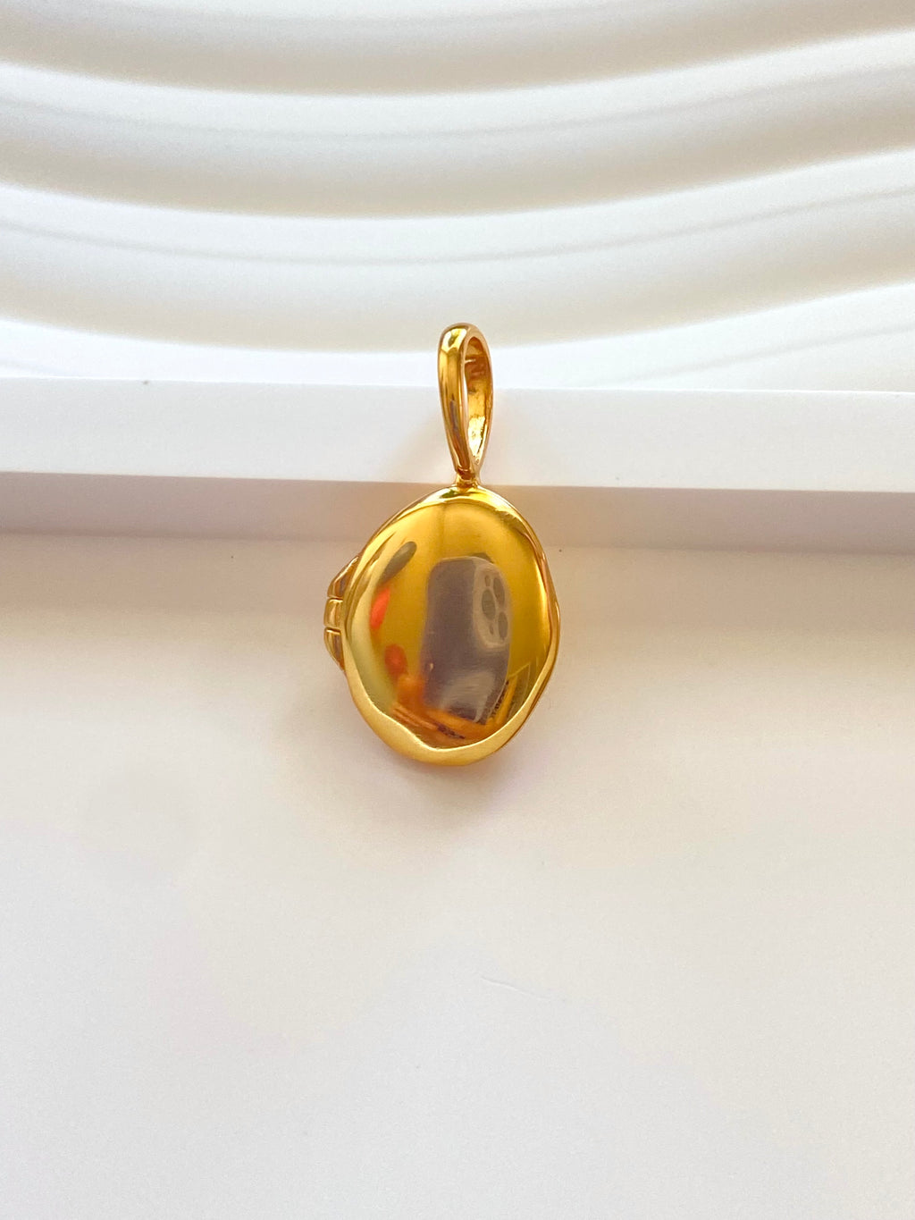 Golden Memory Photo Locket Pendant