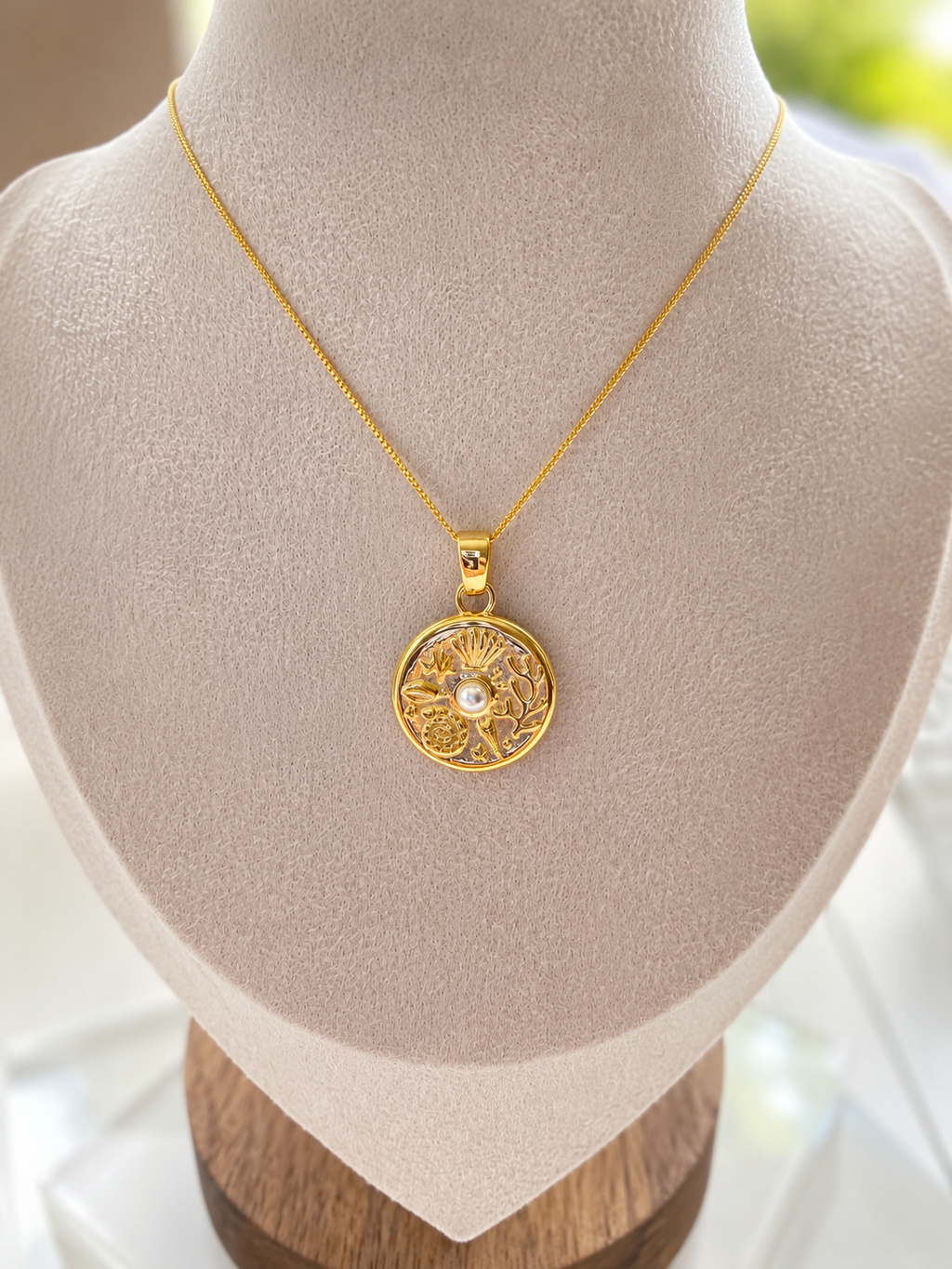 Tidal Pearl Pendant Necklace