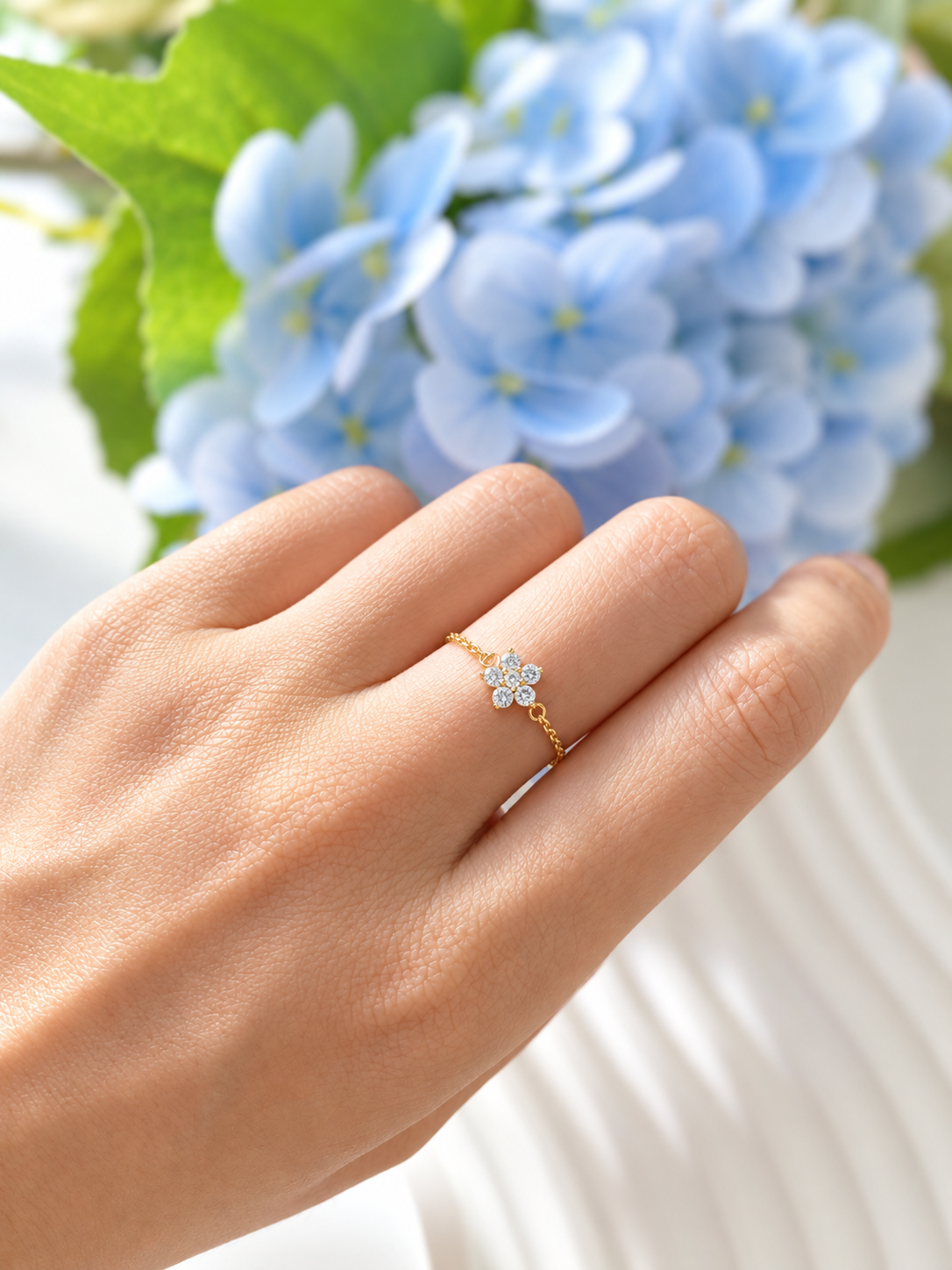 Petite Blossom Adjustable Chain Ring