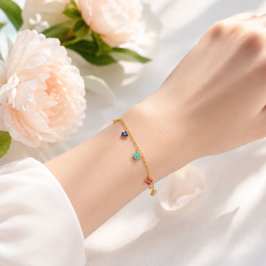 Lucky Clover Adjustable Charm Bracelet