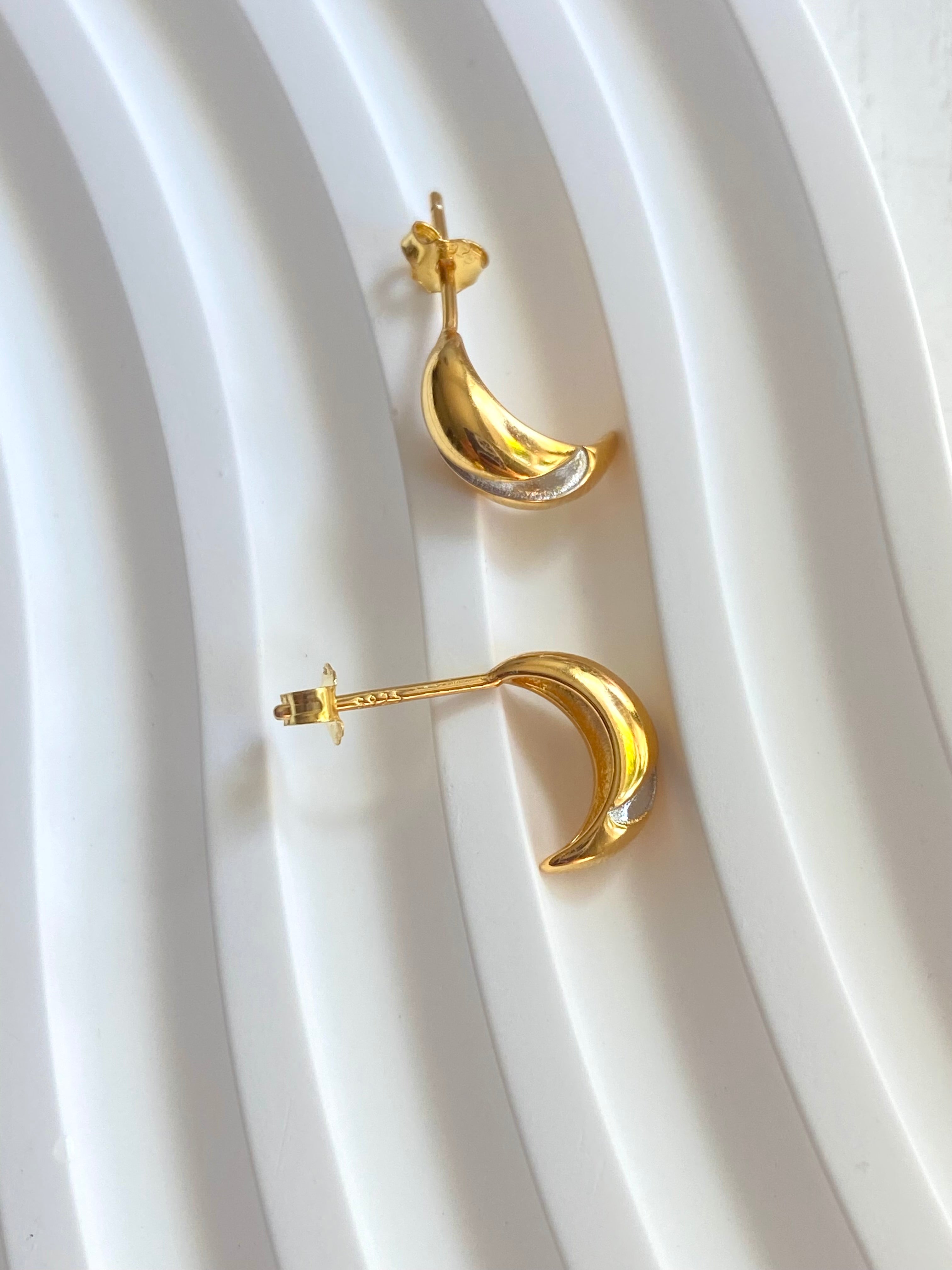 Aurora Twist Stud Earrings