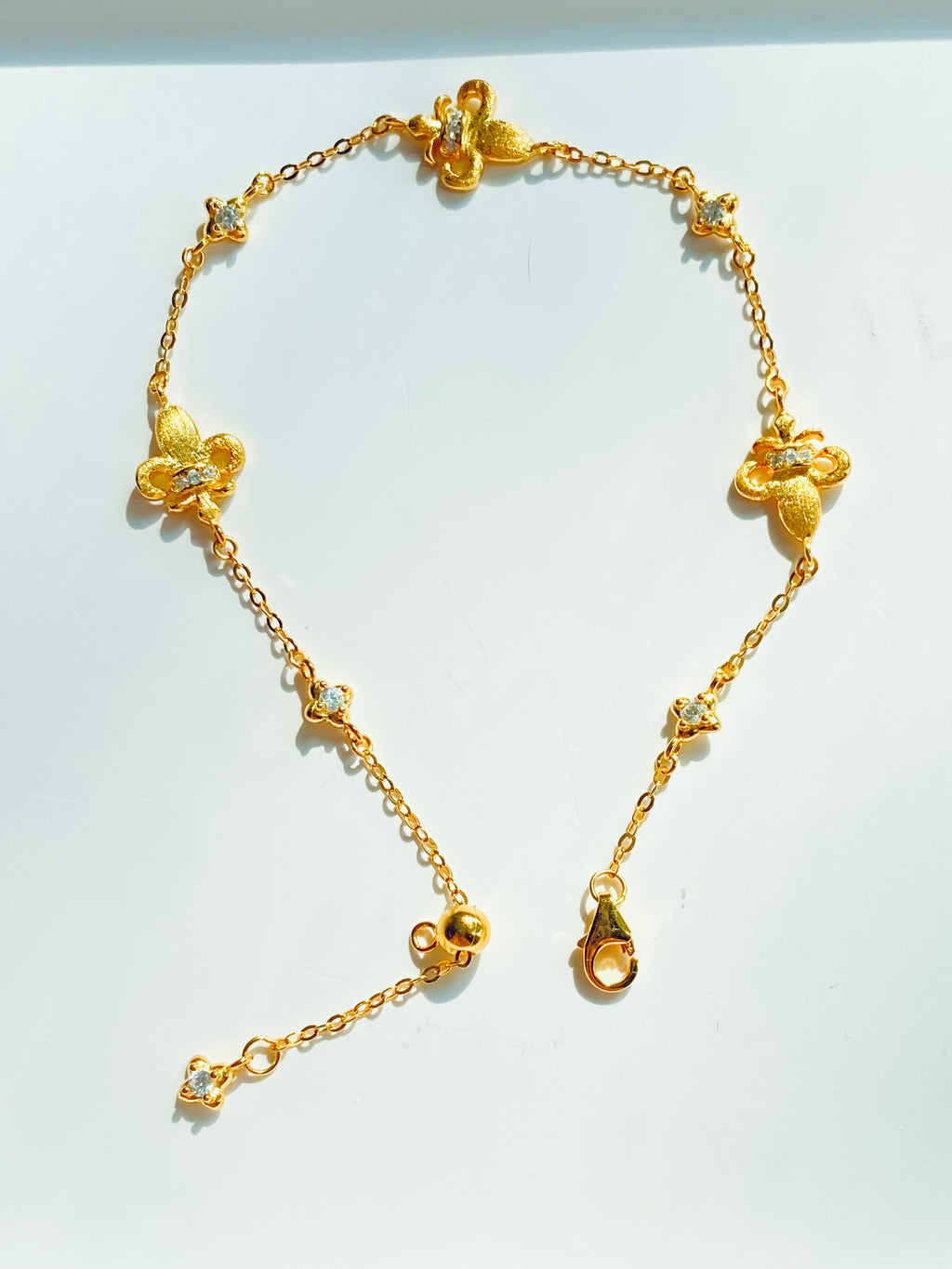 Iris Adjustable Vintage Gold Bracelet
