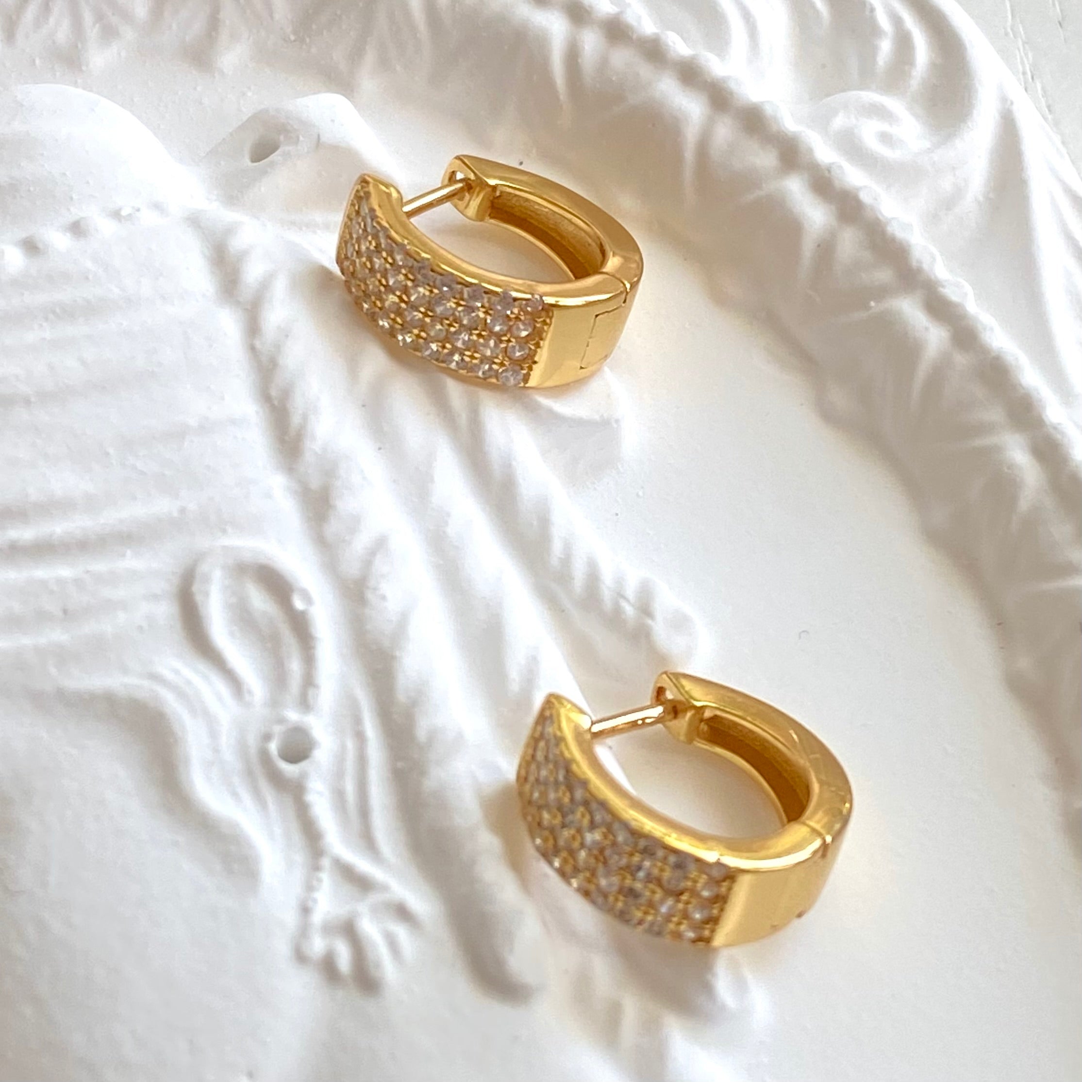 Harbor Pavé Huggie Earrings