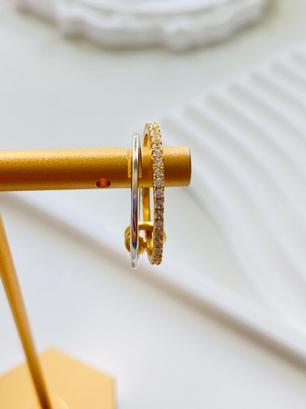 Linked Harmony Two-Tone Ring