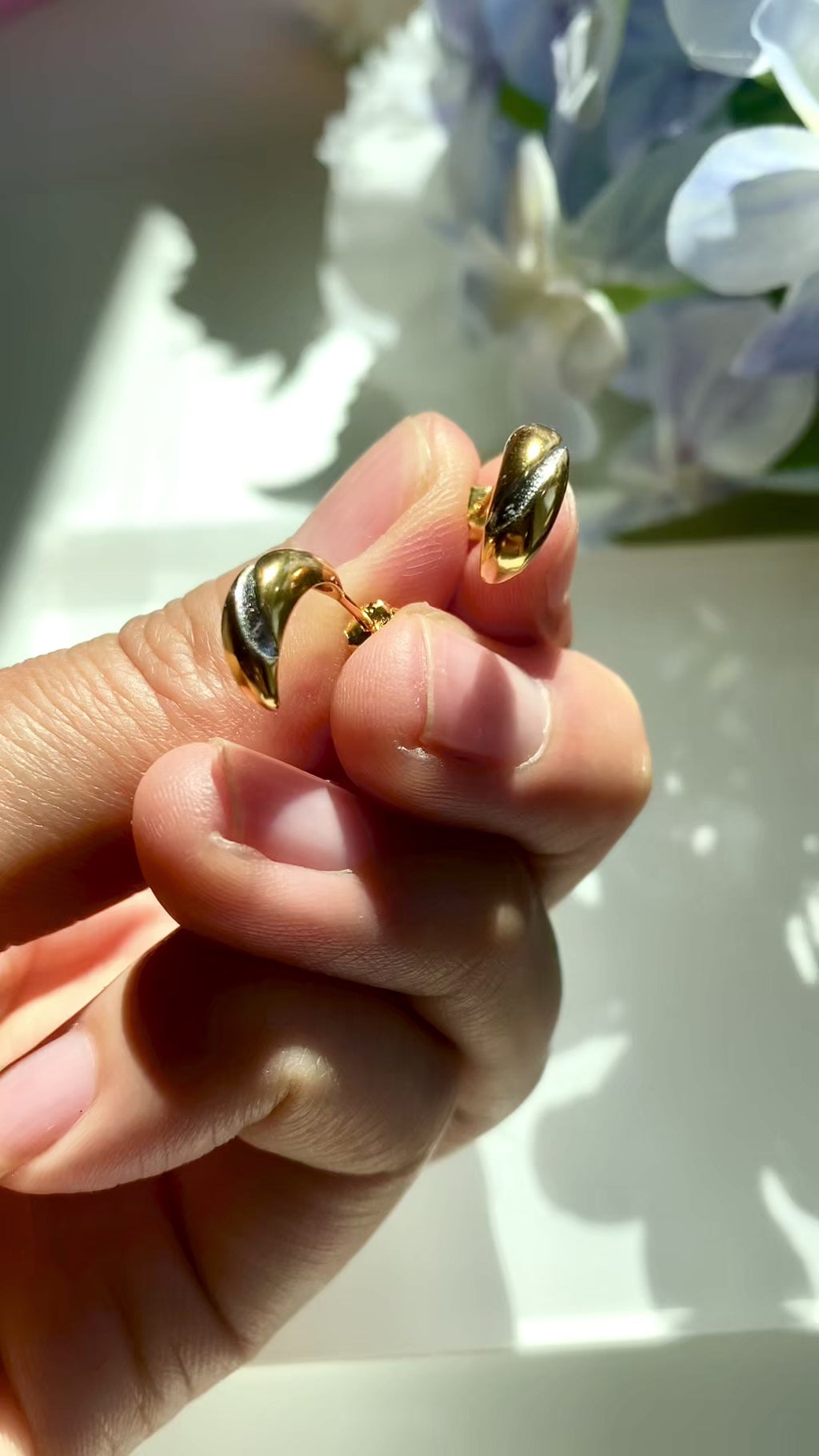 Aurora Twist Stud Earrings